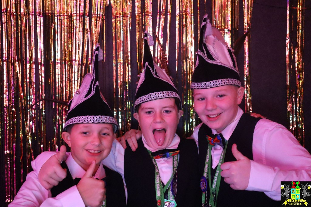 ../Images/Jeugd Opwarmbal Photobooth 335.jpg